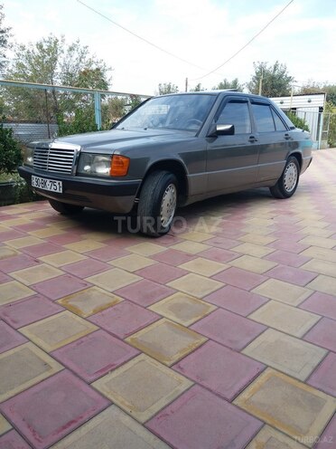 Mercedes 190 1990, 199 km - 2.0 л - Bərdə