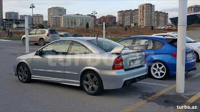 Opel Astra 2002, 250,000 km - 2.2 l - Bakı