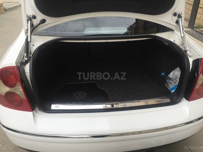 Volkswagen Passat 2001, 323,580 km - 1.8 l - Bakı