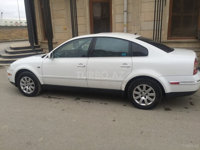 Volkswagen Passat 2001, 323,580 km - 1.8 l - Bakı