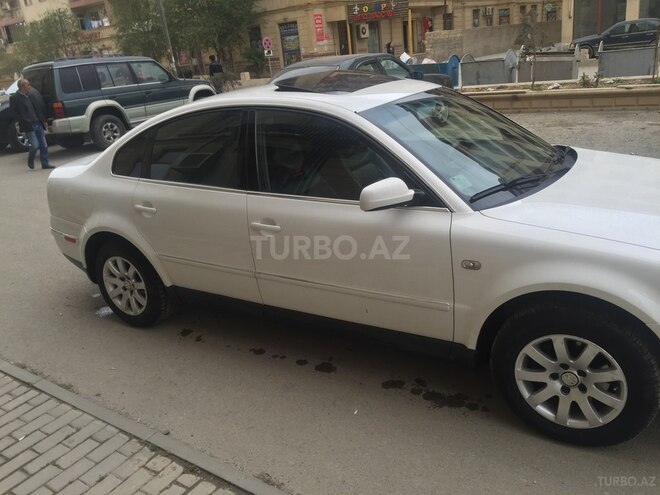 Volkswagen Passat 2001, 323,580 km - 1.8 l - Bakı