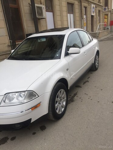 Volkswagen Passat 2001, 323,580 km - 1.8 l - Bakı