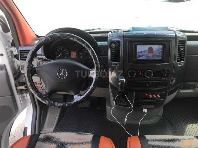 Mercedes Sprinter 318 2012, 122,000 km - 3.0 l - Bakı