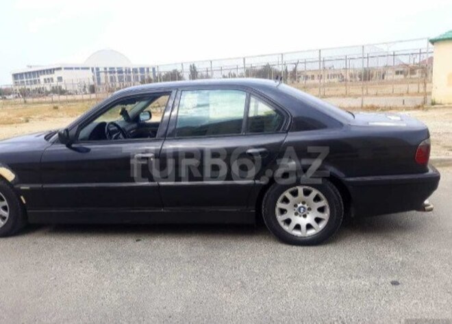 BMW 730 2000, 392,000 km - 3.0 l - Bakı