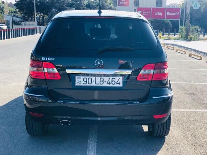 Mercedes B 170 2010, 62,000 km - 1.7 l - Bakı