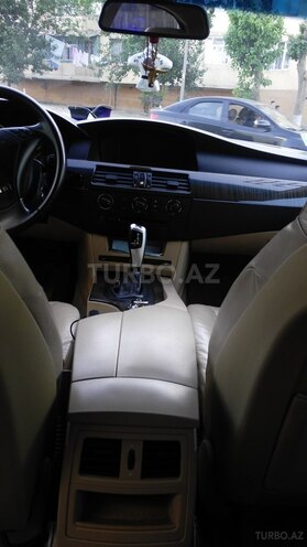BMW 525 2003, 285,000 km - 2.5 l - Bakı