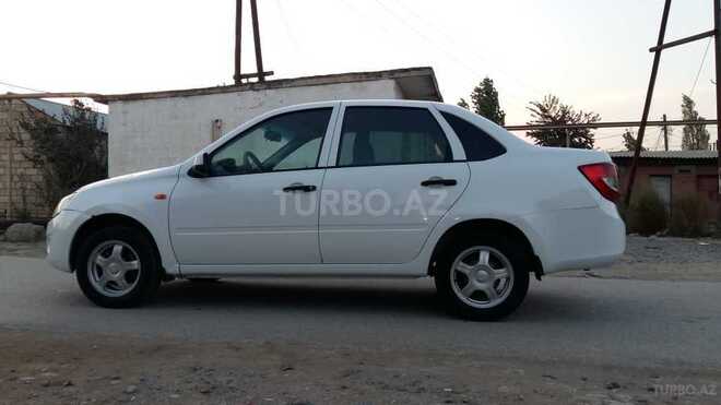 LADA (VAZ) Granta 2013, 176,800 km - 1.6 l - Salyan
