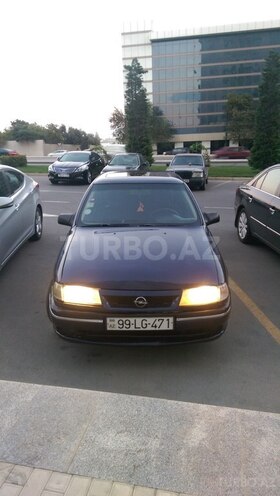 Opel Vectra 1995, 256,000 km - 2.0 l - Bakı