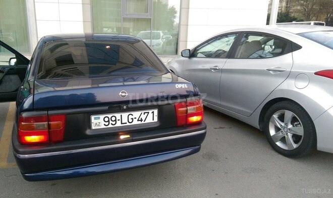 Opel Vectra 1995, 256,000 km - 2.0 l - Bakı
