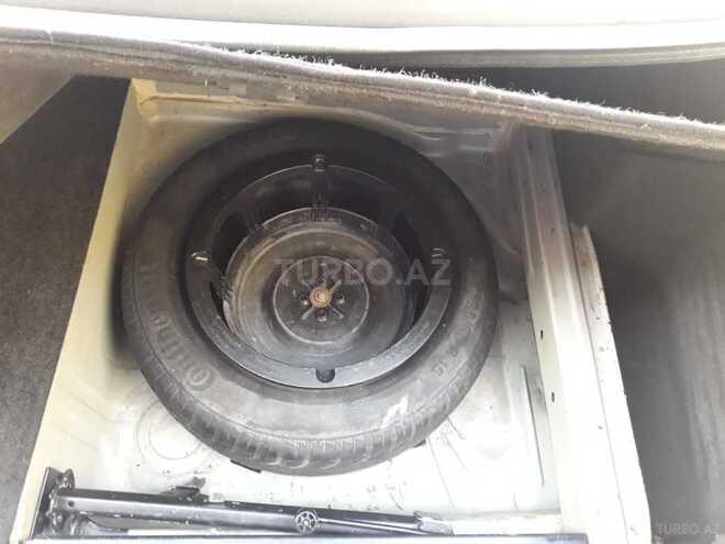 Mercedes E 200 1998, 224,000 km - 2.0 l - Gəncə