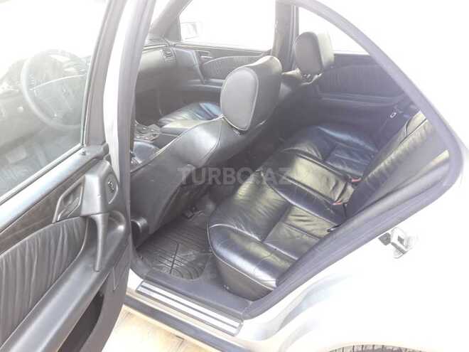 Mercedes E 200 1998, 224,000 km - 2.0 l - Gəncə