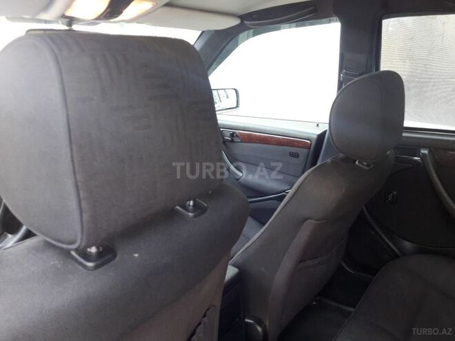 Mercedes C 240 1997, 167,000 km - 2.4 l - Bakı