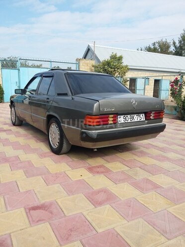 Mercedes 190 1990, 111,000 km - 2.0 l - Bərdə