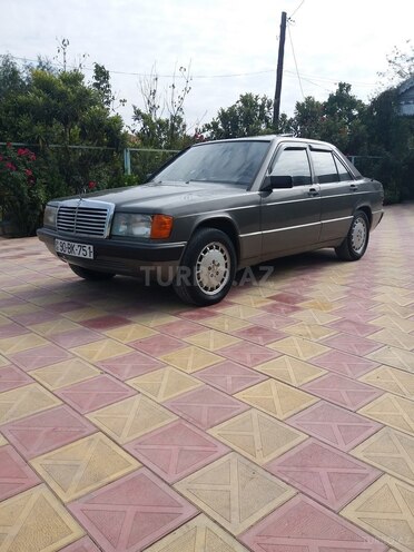 Mercedes 190 1990, 111,000 km - 2.0 l - Bərdə