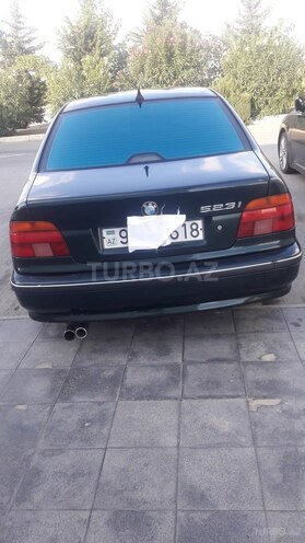 BMW 523 1998, 196,000 km - 2.5 l - Bakı