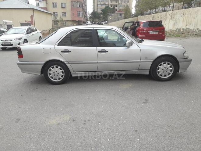 Mercedes C 180 1999, 255,000 km - 1.8 l - Bakı
