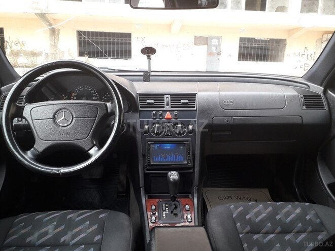 Mercedes C 180 1999, 255,000 km - 1.8 l - Bakı