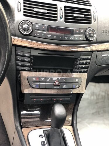 Mercedes E 320 2002, 256,712 km - 3.2 l - Bakı