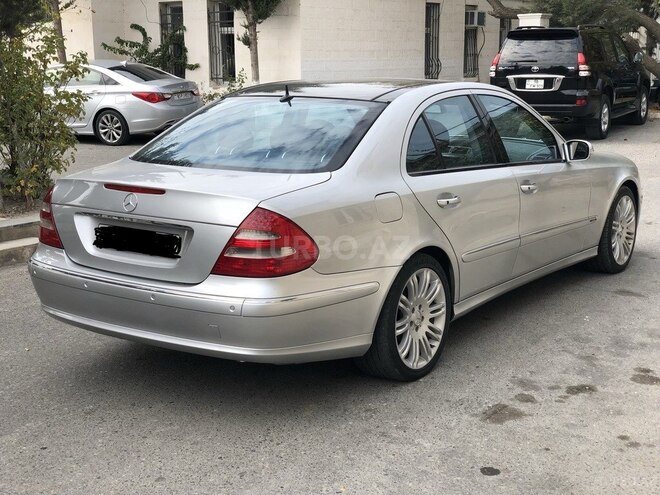 Mercedes E 320 2002, 256,712 km - 3.2 l - Bakı