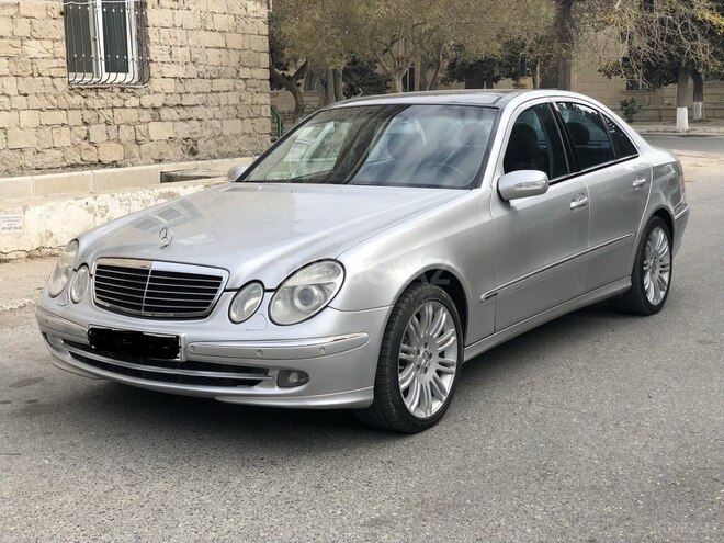 Mercedes E 320 2002, 256,712 km - 3.2 l - Bakı