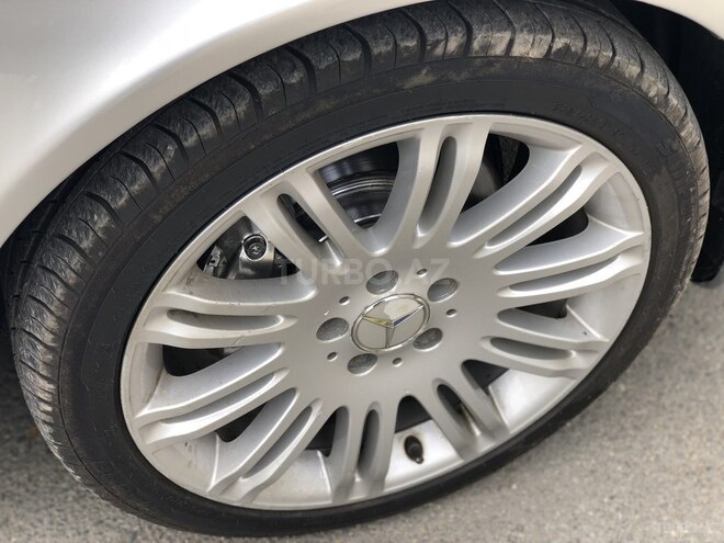Mercedes E 320 2002, 256,712 km - 3.2 l - Bakı