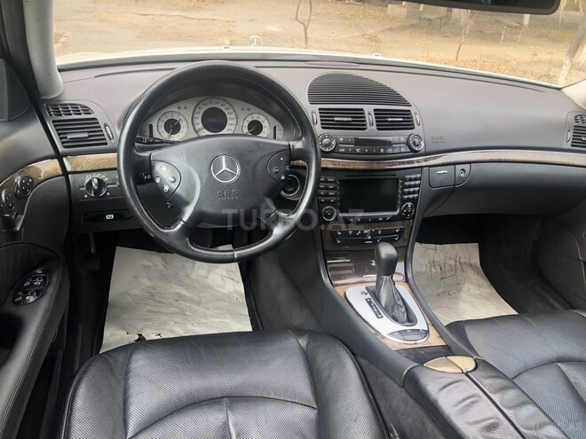 Mercedes E 320 2002, 256,712 km - 3.2 l - Bakı
