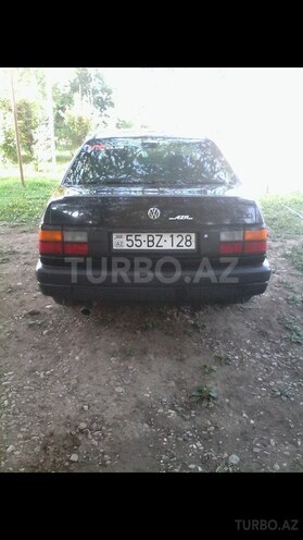 Volkswagen Bora 1991, 32,000 km - 1.8 л - Şəki