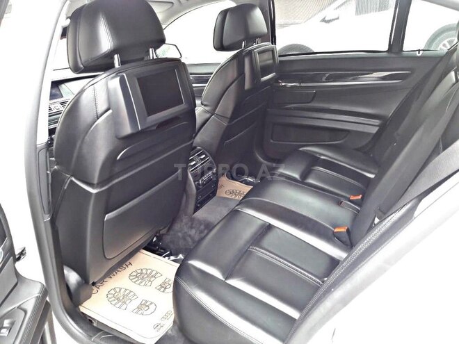 BMW 740 2010, 120,000 km - 4.4 л - Bakı