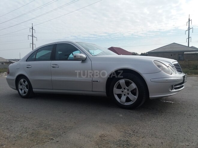 Mercedes E 270 2002, 300,000 km - 2.7 l - Bakı
