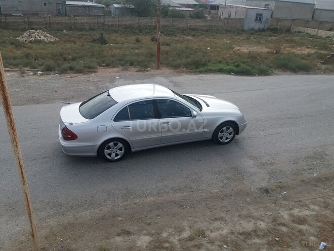 Mercedes E 270 2002, 300,000 km - 2.7 l - Bakı