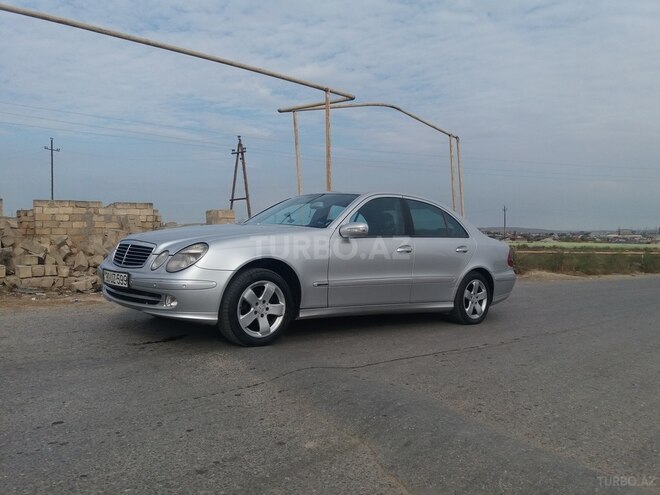 Mercedes E 270 2002, 300,000 km - 2.7 l - Bakı