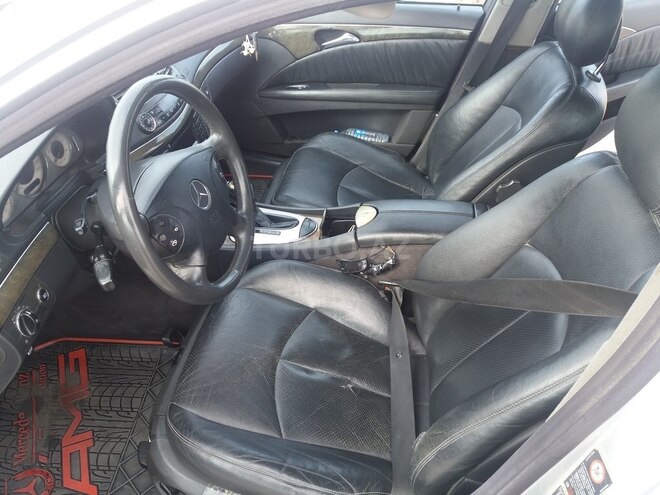 Mercedes E 270 2002, 300,000 km - 2.7 l - Bakı