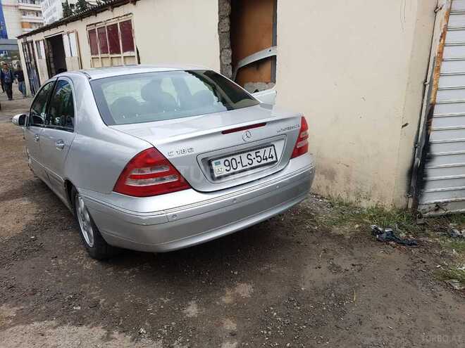 Mercedes C 180 2003, 235,000 km - 1.8 l - Bakı