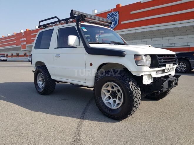 Mitsubishi Pajero 1994, 240,700 km - 2.8 l - Bakı