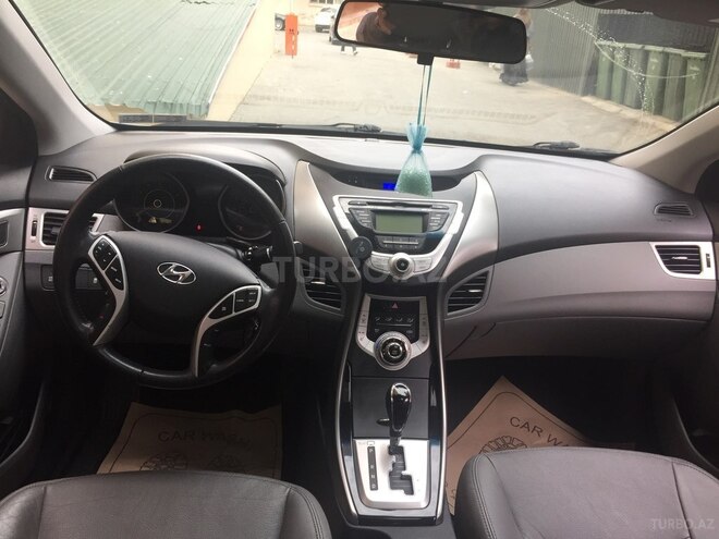Hyundai Elantra 2011, 68,000 km - 1.8 l - Bakı