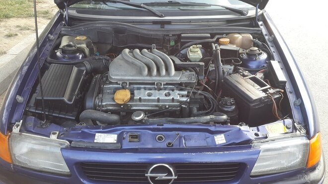 Opel Astra 1996, 332,980 km - 1.6 л - Bakı