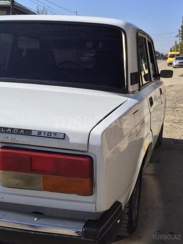 LADA (VAZ) 2107 2003, 256,000 km - 1.6 l - Quba