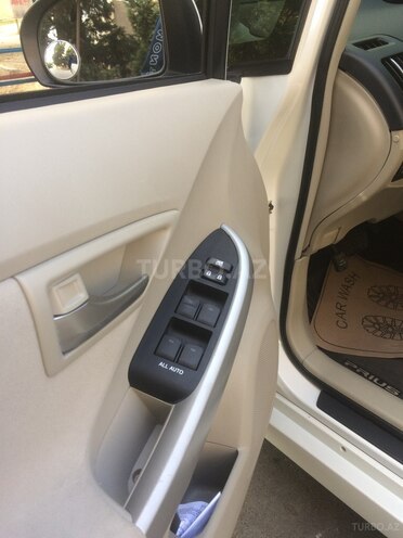 Toyota Prius 2012, 130,000 km - 1.8 l - Bakı