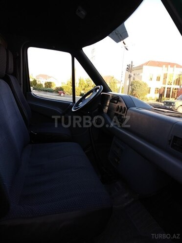 Mercedes Sprinter 208 1996, 423,000 km - 2.3 l - Xaçmaz