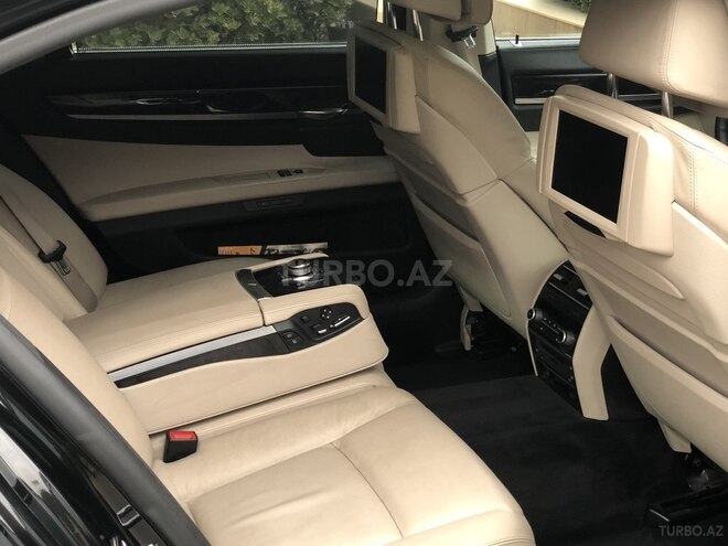 BMW 750 2009, 160,000 km - 4.4 l - Bakı