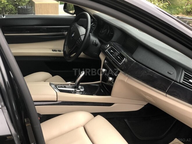 BMW 750 2009, 160,000 km - 4.4 l - Bakı