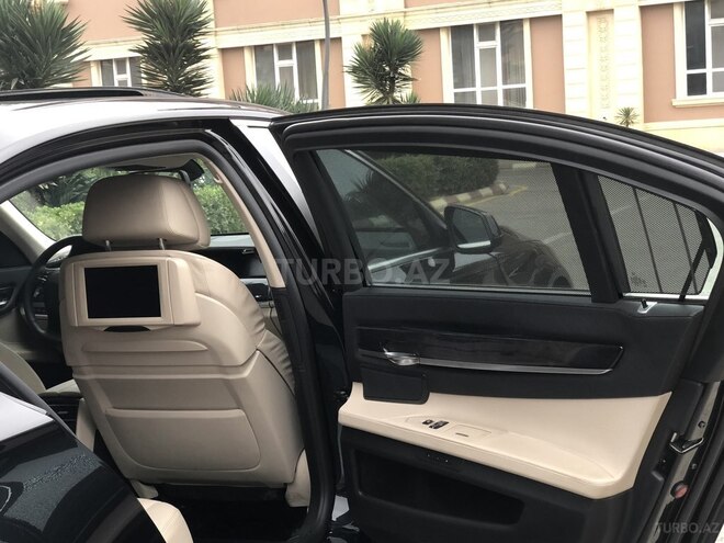 BMW 750 2009, 160,000 km - 4.4 l - Bakı