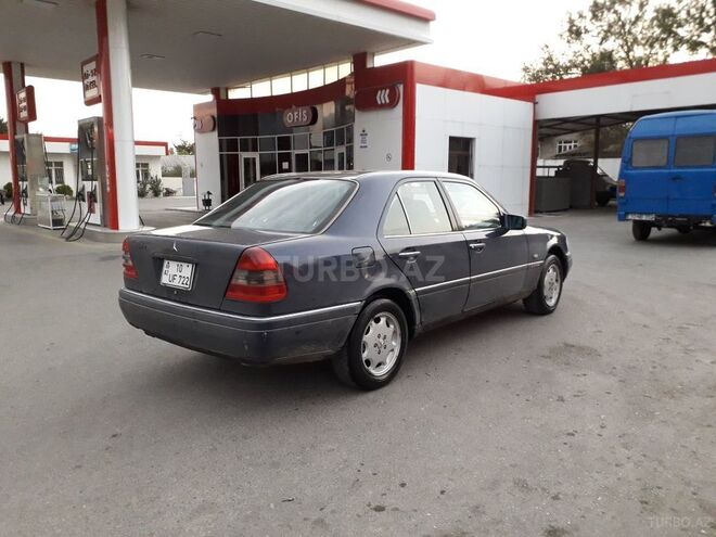 Mercedes C 220 1995, 297,000 km - 2.2 л - Sumqayıt