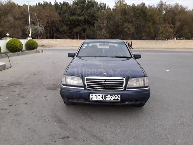 Mercedes C 220 1995, 297,000 km - 2.2 л - Sumqayıt