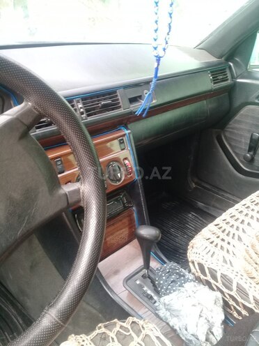 Mercedes E 200 1990, 400,000 km - 2.0 l - Bakı