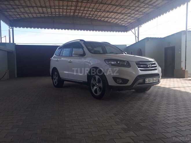 Hyundai Santa Fe 2012, 74,000 km - 0.2 l - Salyan