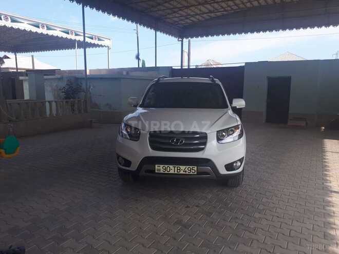 Hyundai Santa Fe 2012, 74,000 km - 0.2 l - Salyan