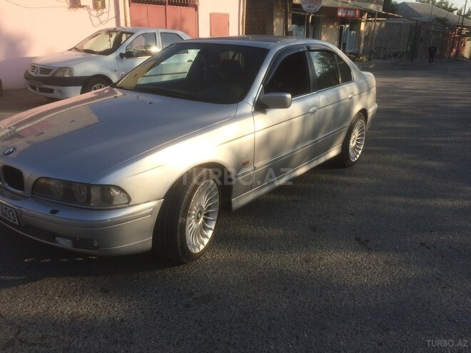 BMW 520 2000, 200 km - 0.3 l - Bakı