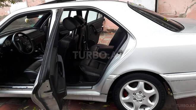 Mercedes C 280 1999, 136,280 km - 2.8 l - Bakı