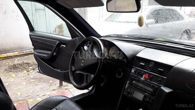 Mercedes C 280 1999, 136,280 km - 2.8 l - Bakı